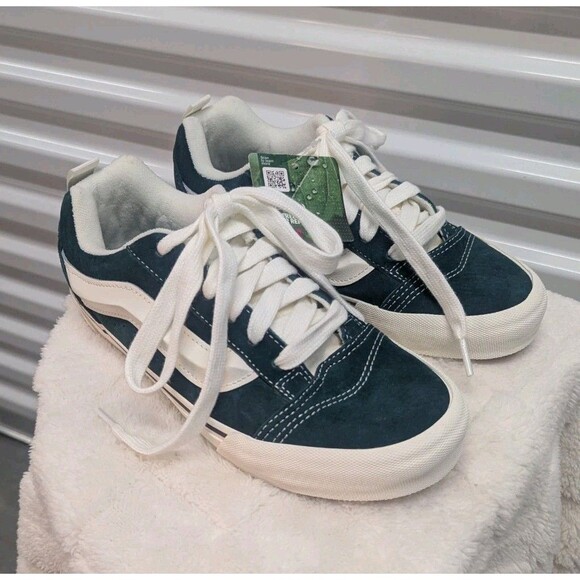 Vans Knu Skool Size 6 Mens / 7.5 Women's Suede Green Sneakers - Picture 6 of 14